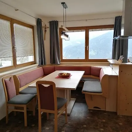 Apart Lourdes Apartment *